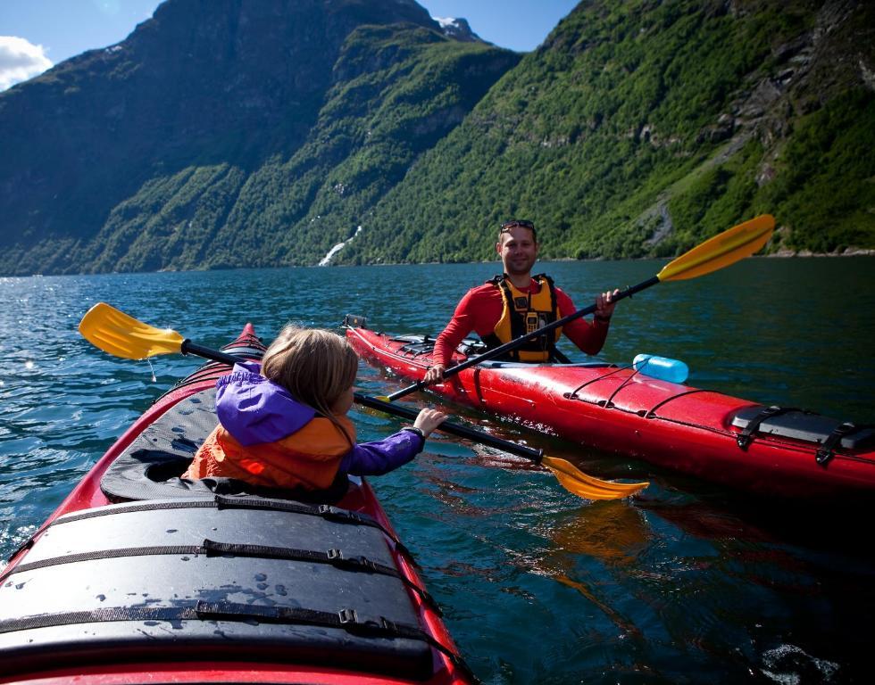 Grande Hytteutleige Og Camping Hotel Geiranger Exterior foto