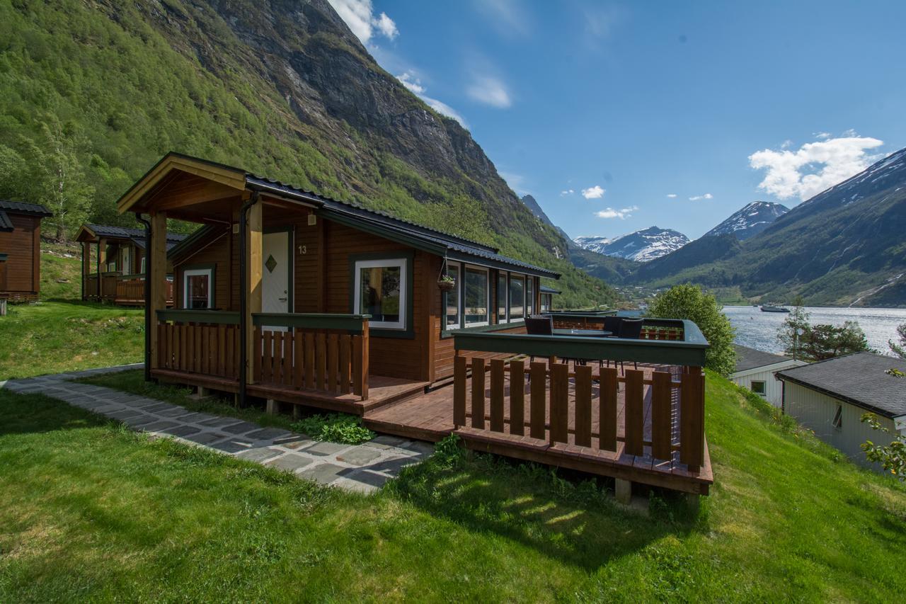 Grande Hytteutleige Og Camping Hotel Geiranger Exterior foto